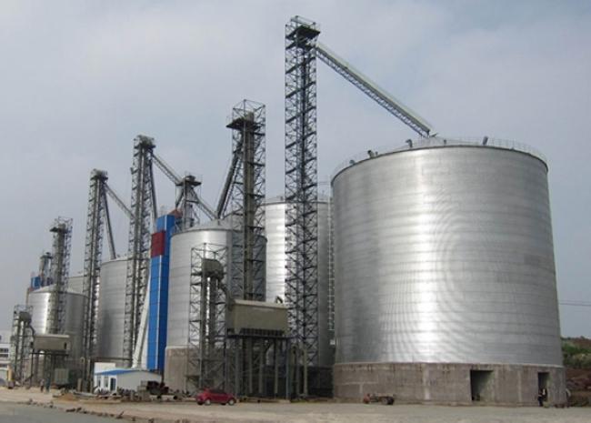 宁蒗大型钢板库构造参数及水泥储存质量